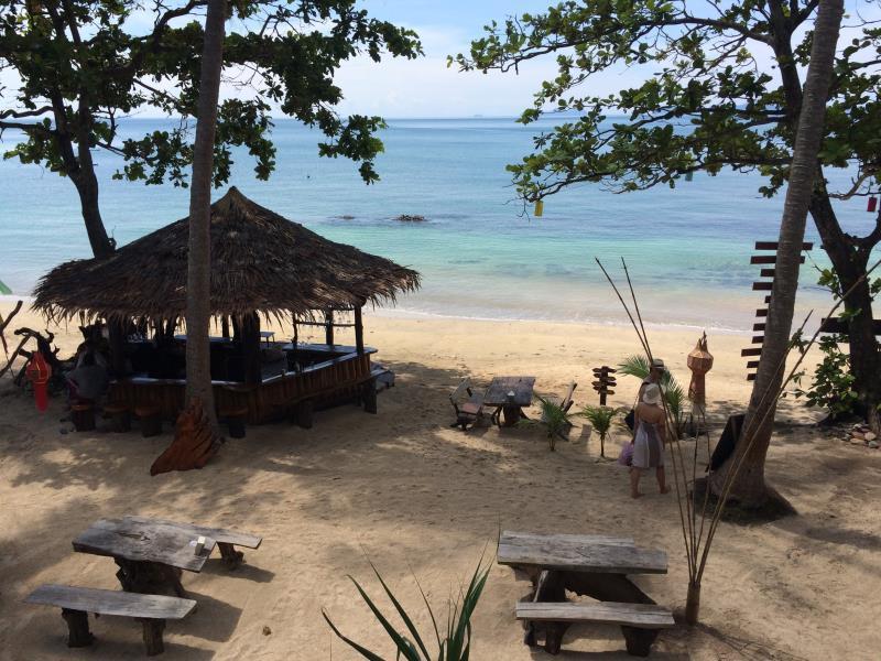 Golden Pearl Beach Resort Koh Jum Buitenkant foto